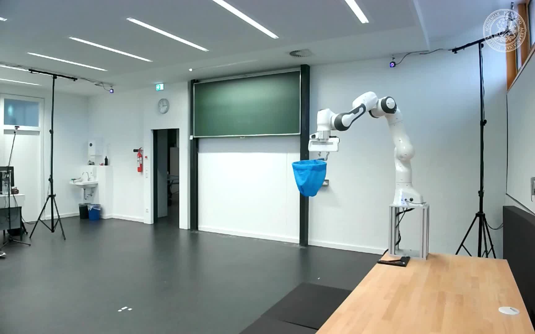 Catching Objects with a Robot Arm using Model Predictive Control preview image
