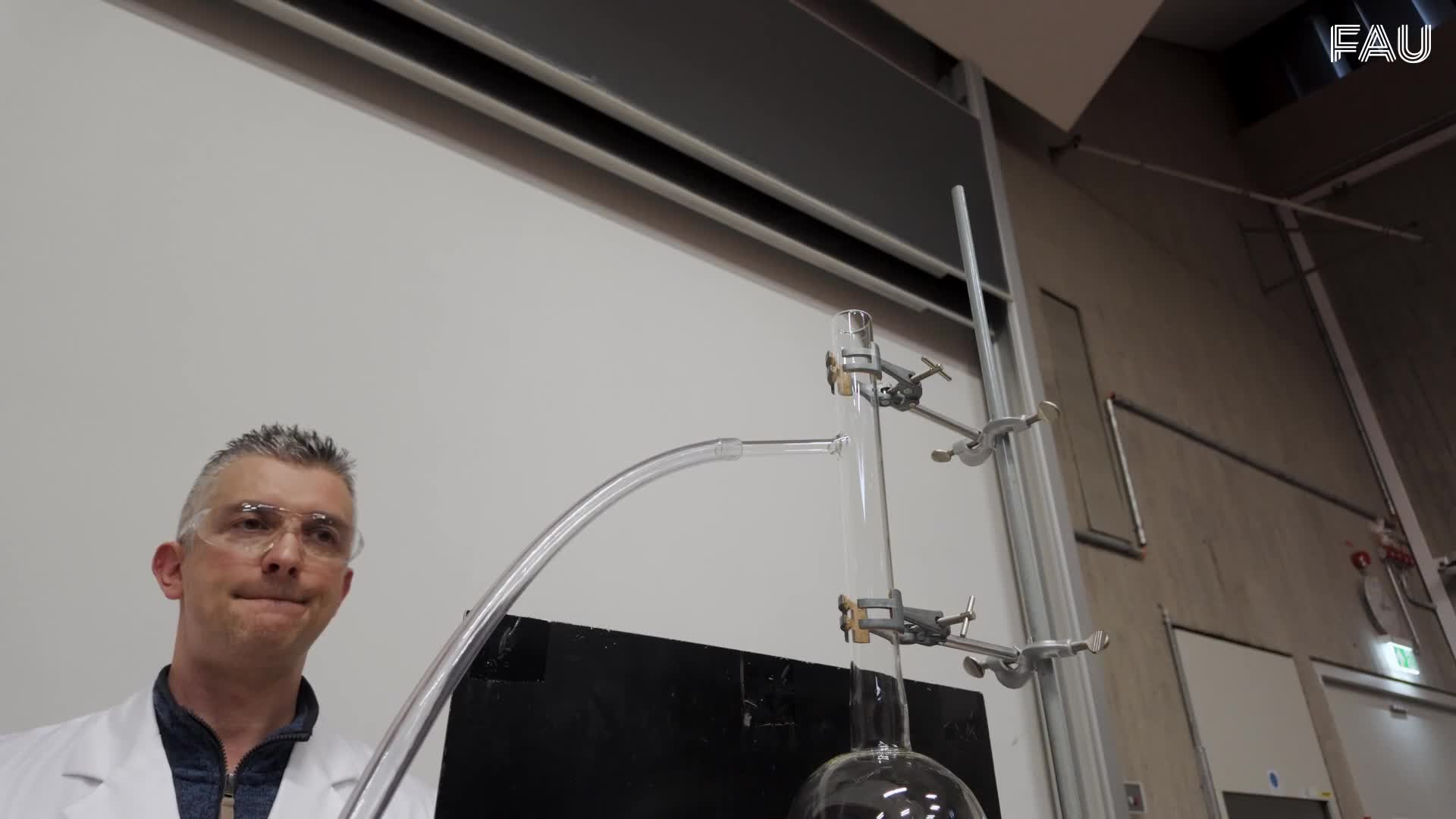 Chemoluminescence of Singulet Oxygen preview image